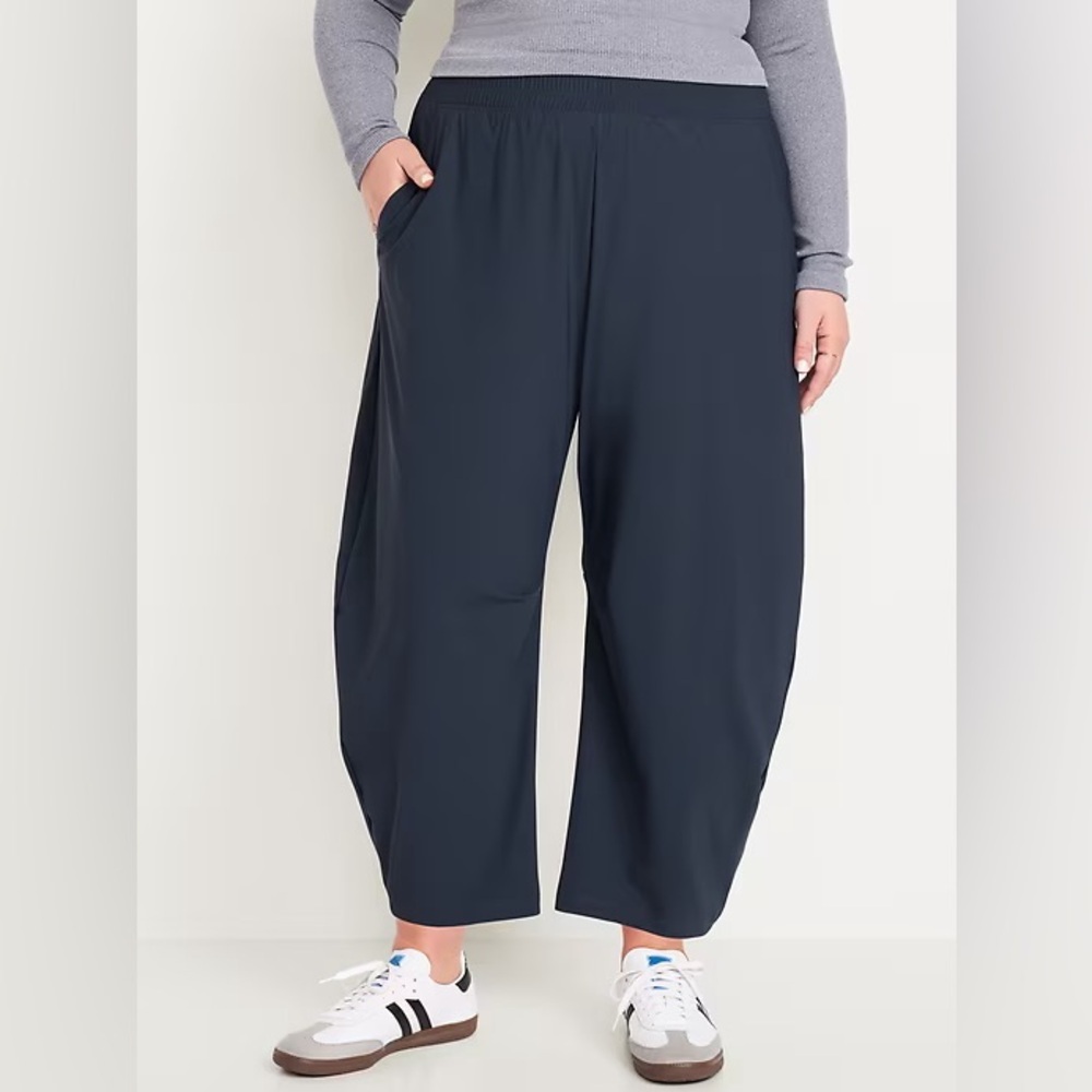 NWT! Old Navy Dusk Navy High-Waisted SleekTech Barrel Ankle Pants 662910 - Picture 5 of 8